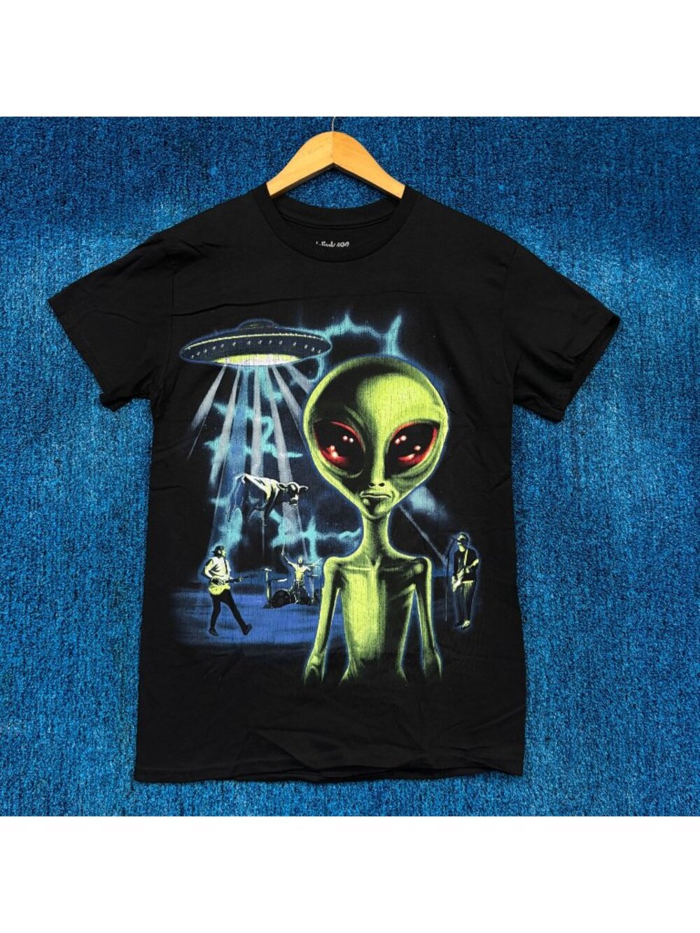 Blink-182 “Alien” Graphic T-Shirt Size Small